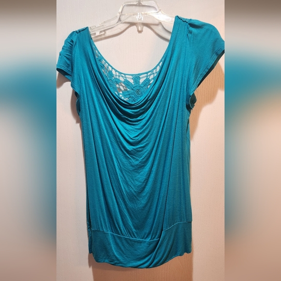 Rue 21 top - Picture 2 of 5